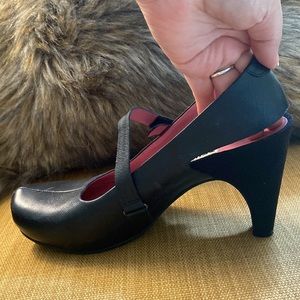 Tsubo 'Acrea' Slingback Pumps Sz 8